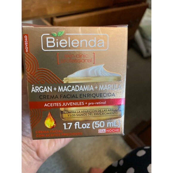 NIB BIELENDA ARGAN + MACADAMIA + MARULA + RETINOL ENRICHED FACE CREAM 50ml - Picture 6 of 10